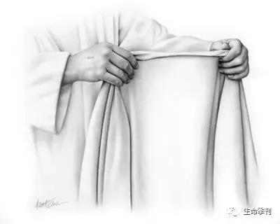 white robe2.jpg